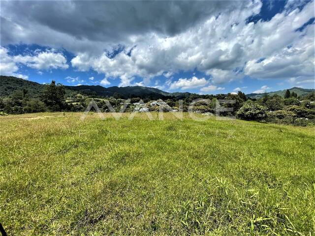 Lote para Venta en Retiro - 5