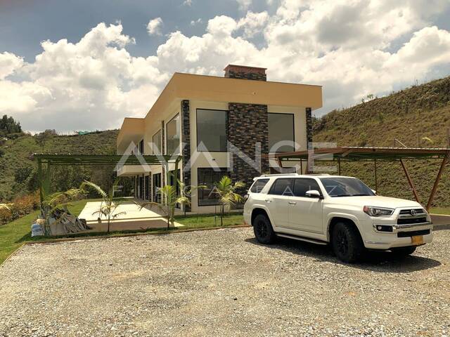 #VC479 - Casa para Venta en Guarne - ANT