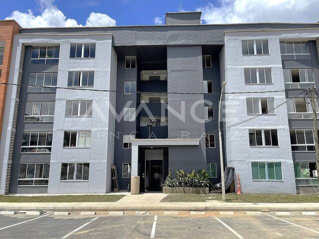 #420 - Apartamento para Venta en La Ceja - ANT